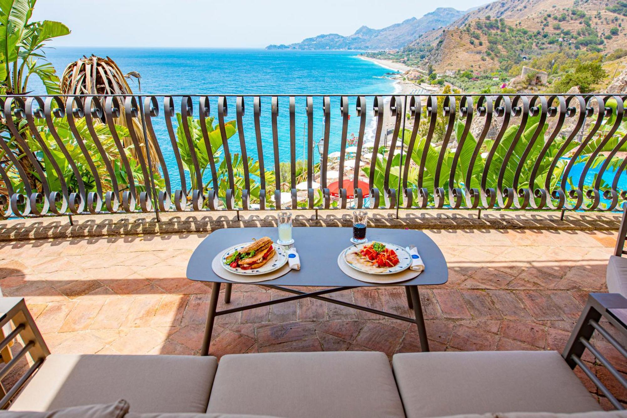 Baia Taormina - Cdshotels Forza dʼAgro Εξωτερικό φωτογραφία